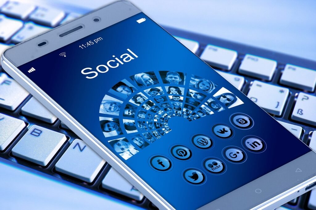 How Can Small Businesses Use Social Media Platforms For Customer Service?